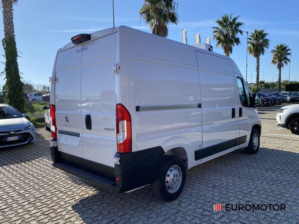 Peugeot Boxer Furgone nuova a Bari (8)