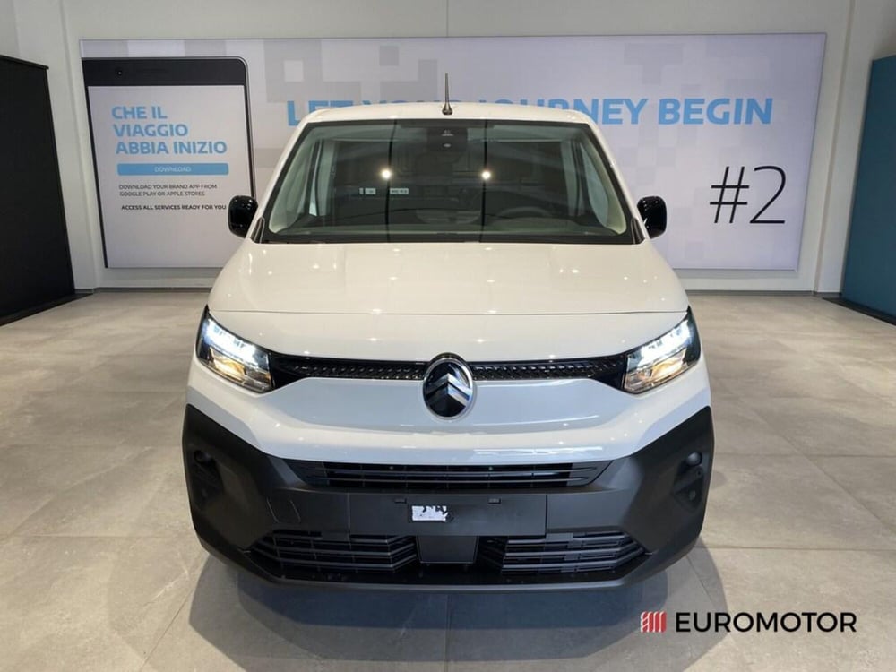 Citroen Berlingo Furgone nuova a Bari (2)