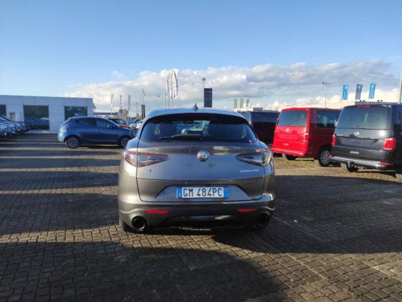 Alfa Romeo Stelvio usata a Frosinone (19)