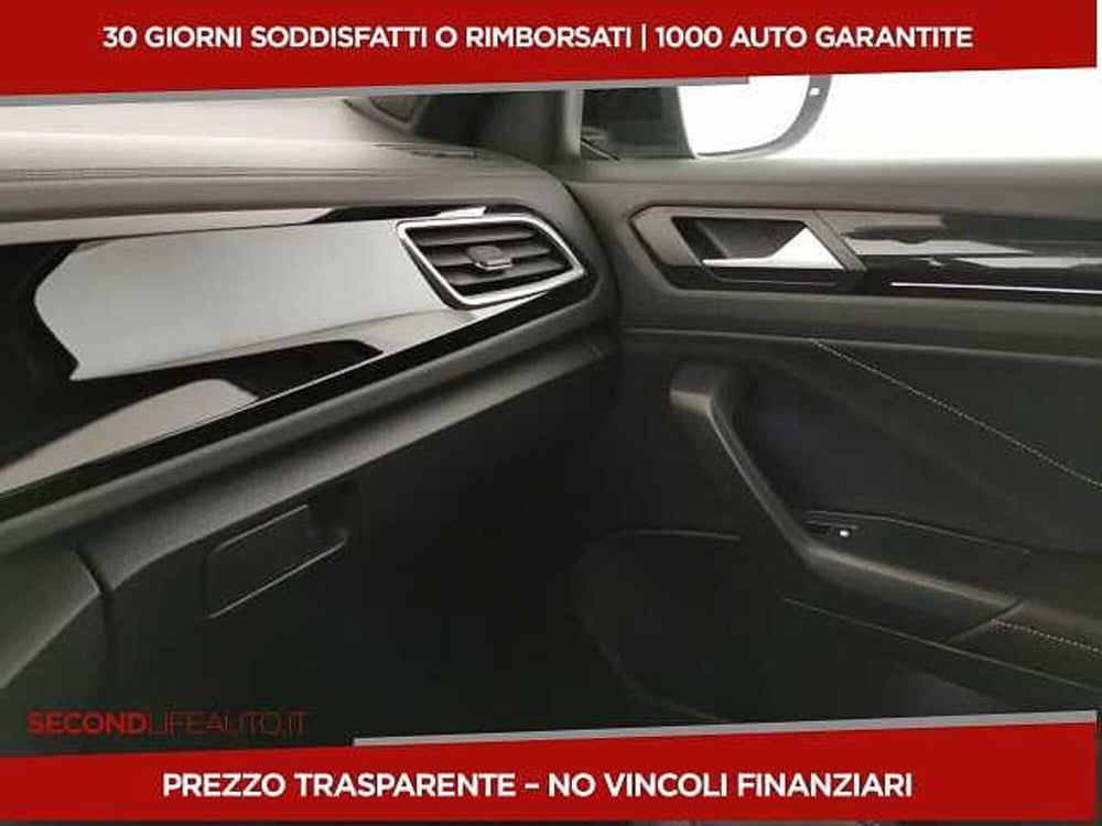 Volkswagen T-Roc nuova a Chieti (19)