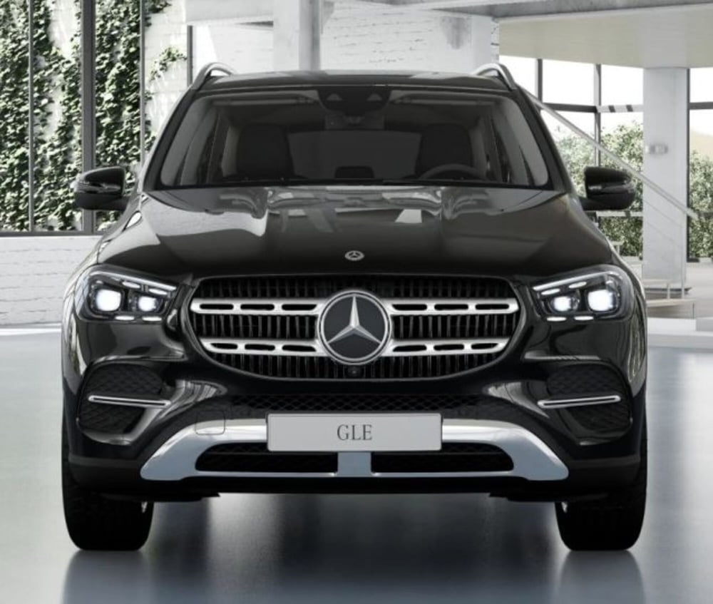 Mercedes-Benz GLE SUV nuova a Bologna (2)