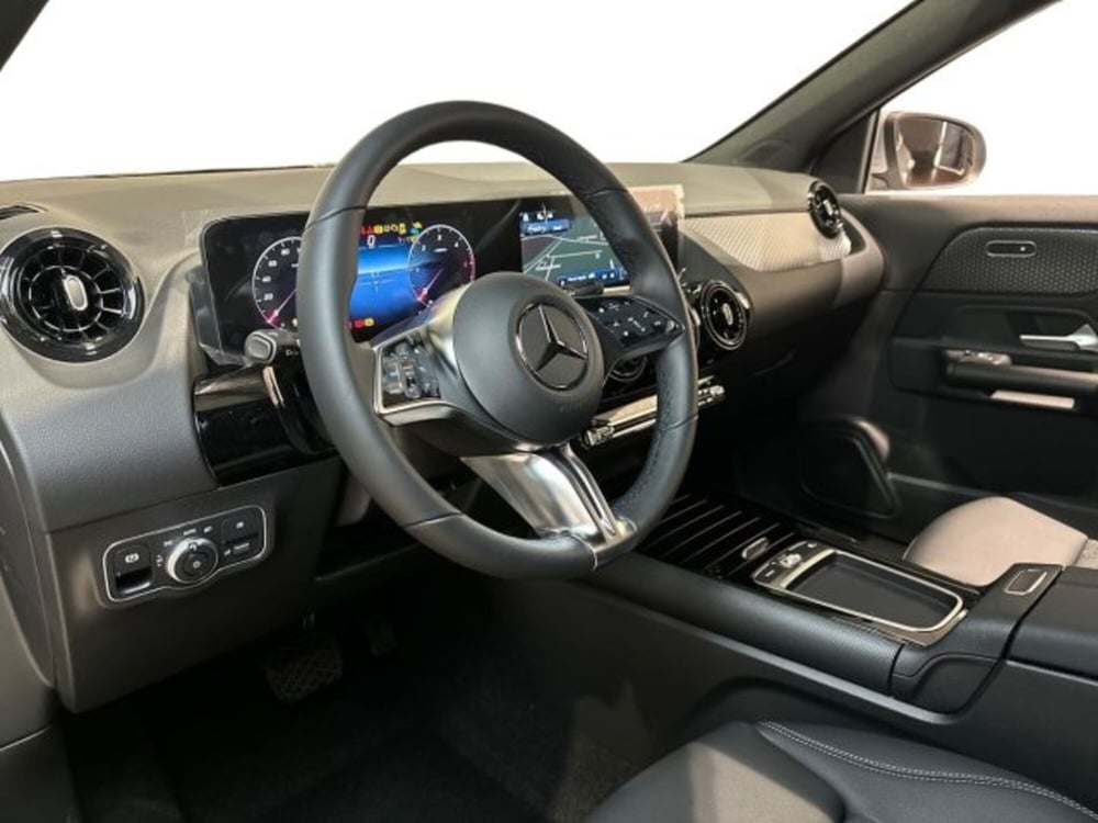 Mercedes-Benz GLA SUV nuova a Bologna (11)