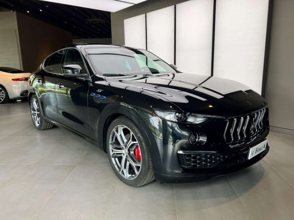 Maserati Levante usata a Torino (3)