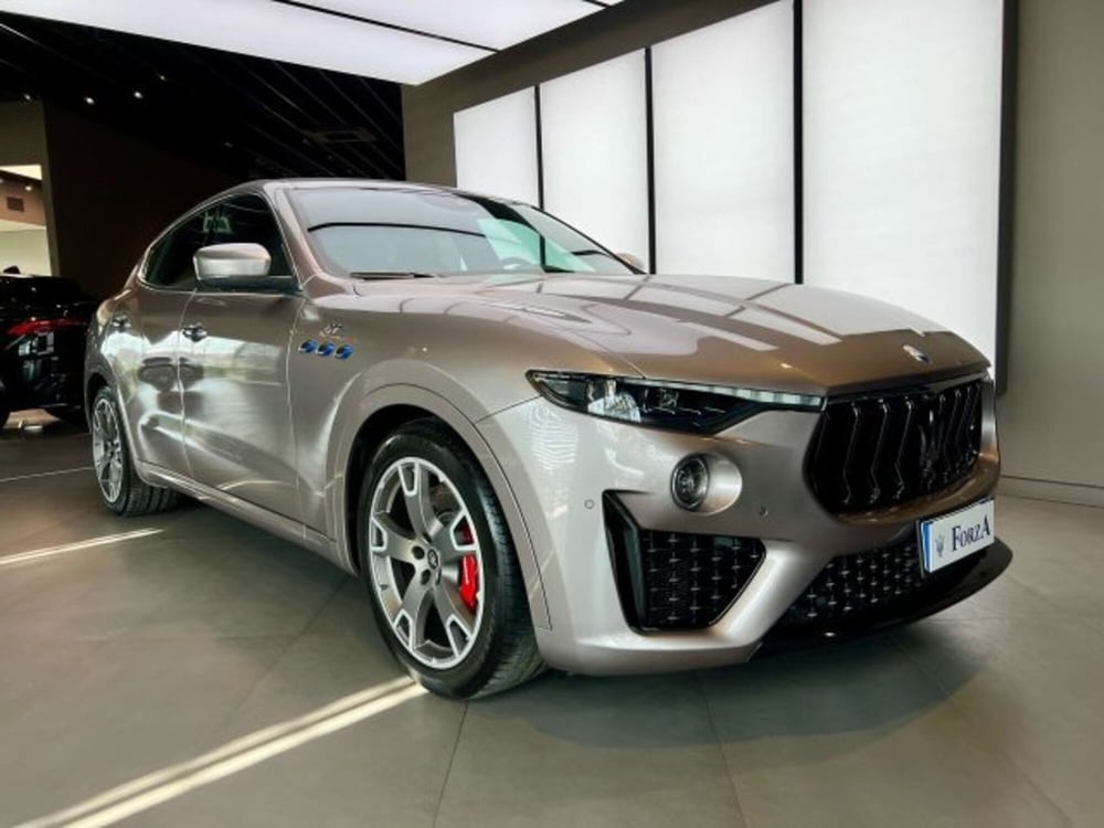 Maserati Levante usata a Torino (3)