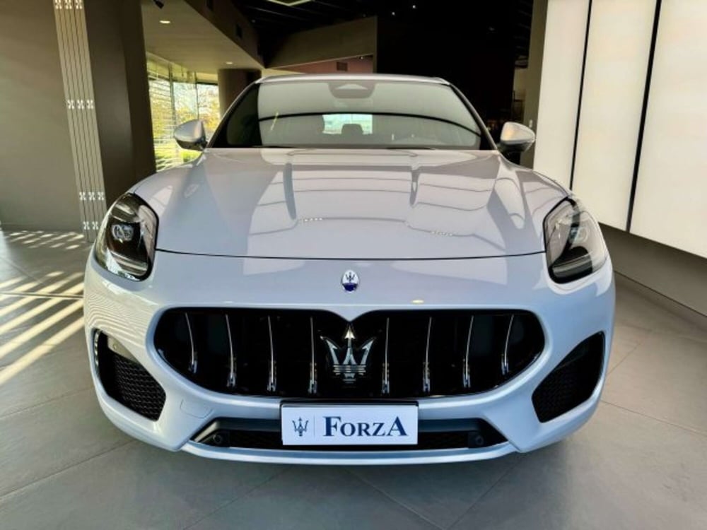 Maserati Grecale usata a Torino (2)