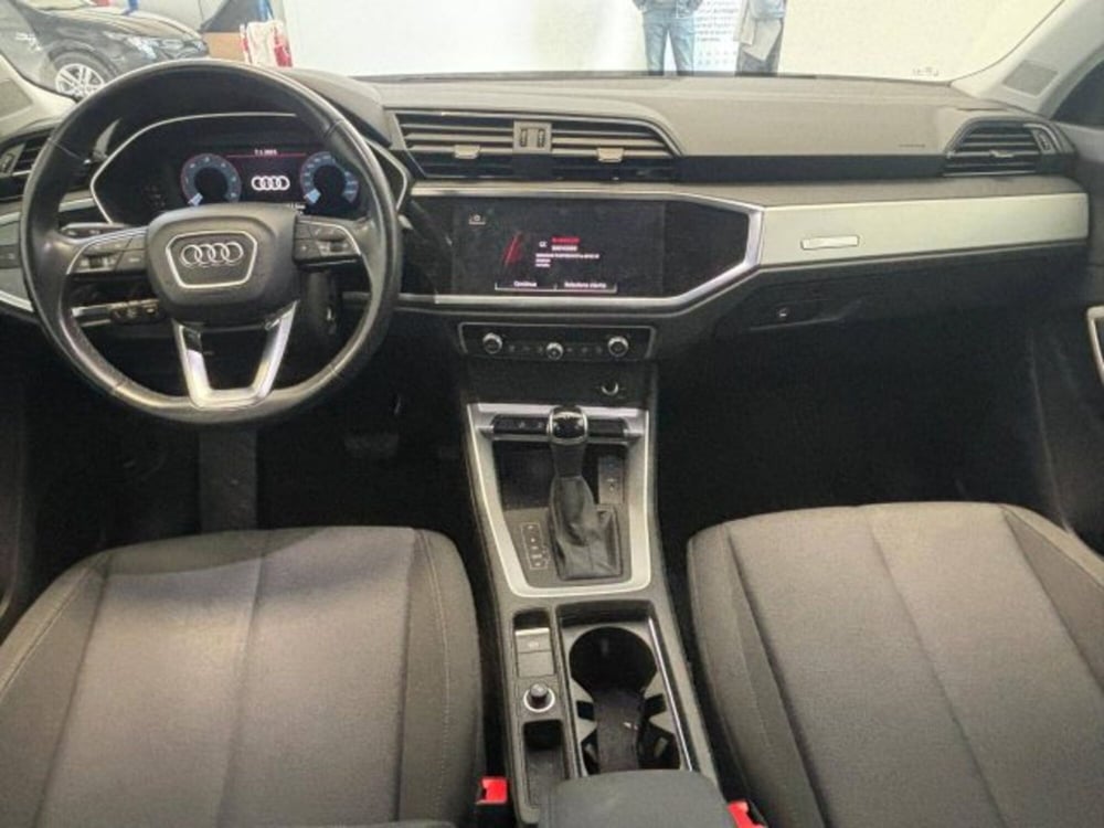 Audi Q3 Sportback usata a Teramo (11)