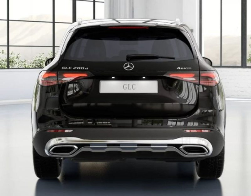 Mercedes-Benz GLC SUV nuova a Bologna (4)