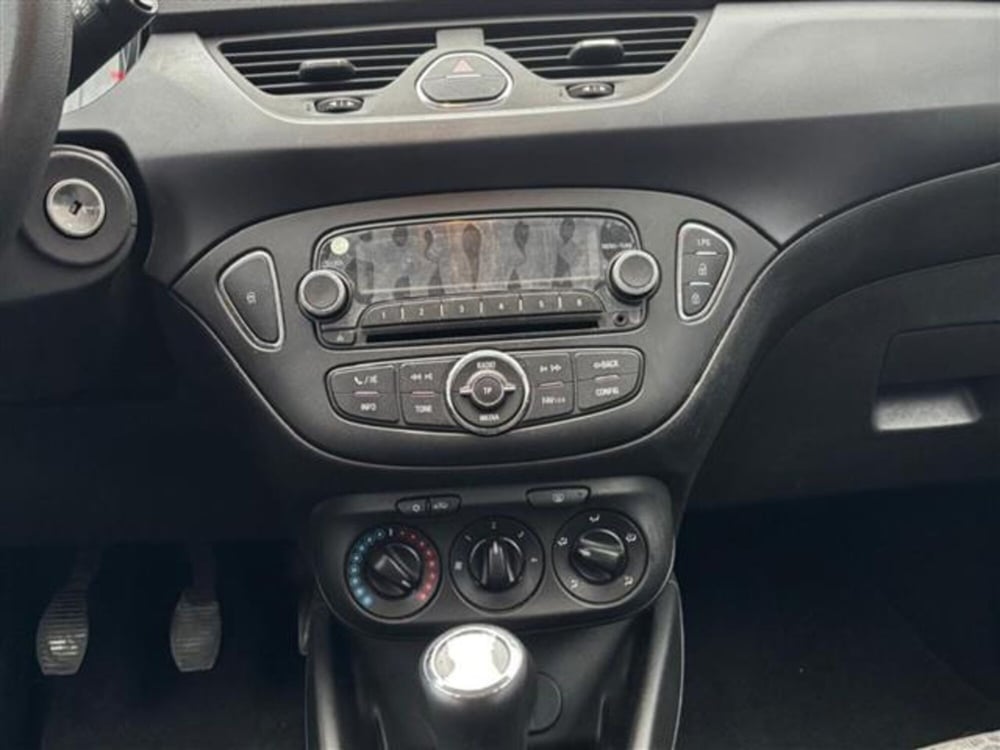 Opel Corsa usata a Livorno (13)