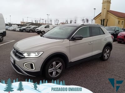 Volkswagen T-Roc 2.0 tdi R-Line 4motion 150cv dsg del 2022 usata a Tavagnacco