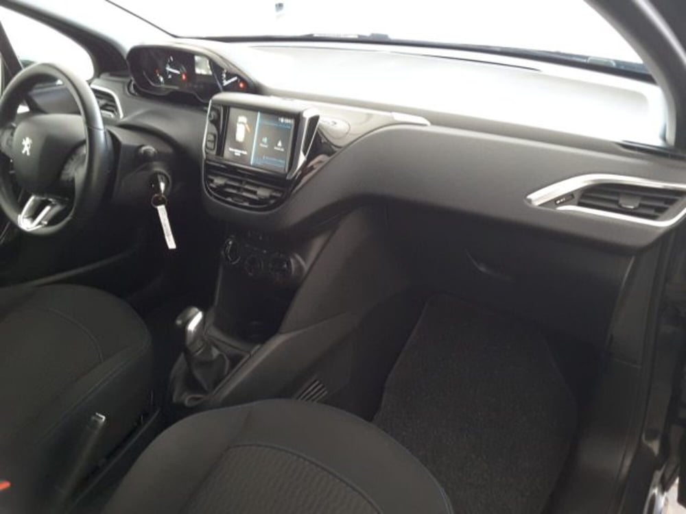 Peugeot 208 usata a Firenze (9)