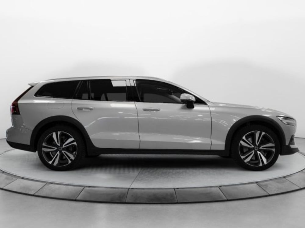 Volvo V60 Cross Country usata a Modena (4)