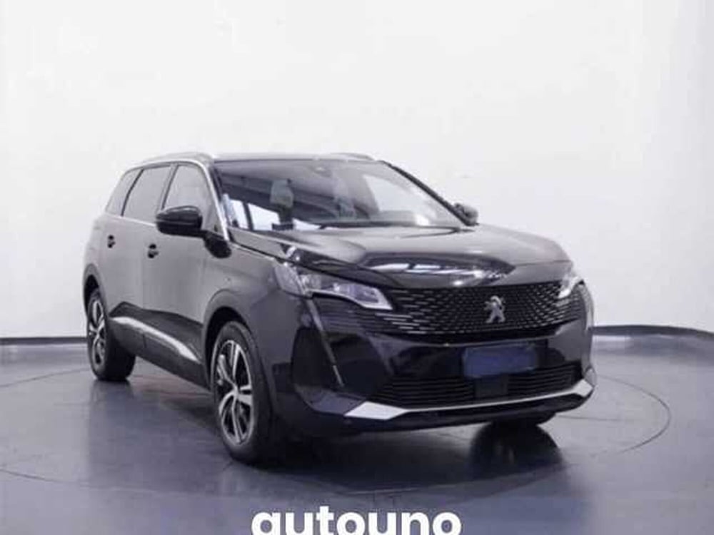 Peugeot 5008 usata a Napoli (7)