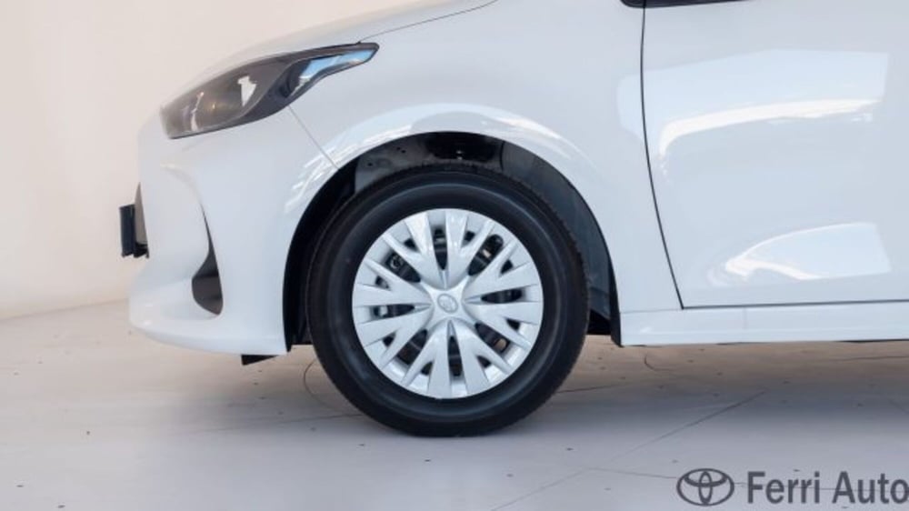 Toyota Yaris Cross nuova a Padova (13)