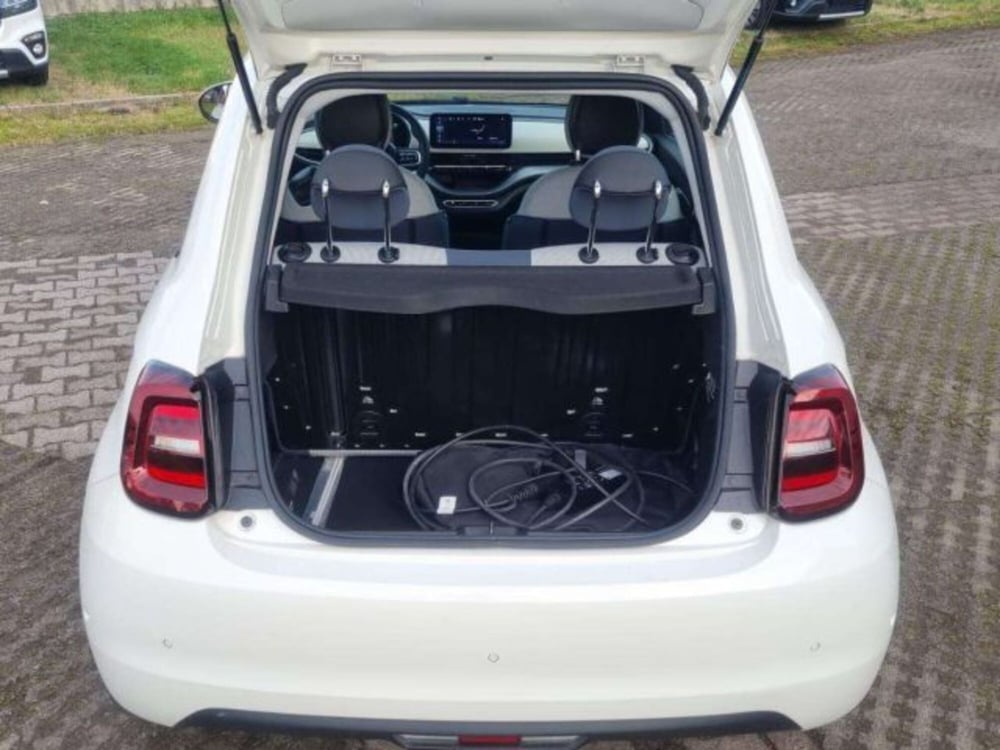 Fiat 500e Cabrio usata a Como (10)