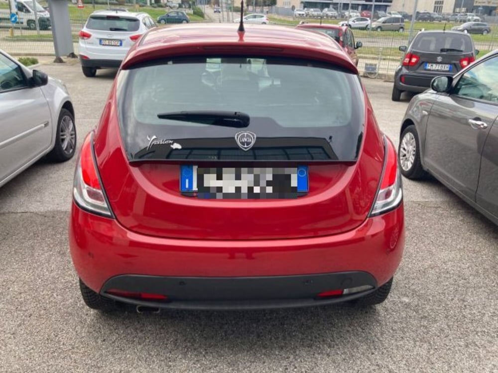 Lancia Ypsilon usata a Macerata (5)