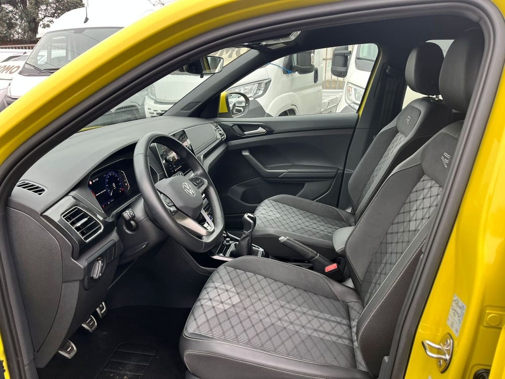 Volkswagen T-Cross usata a Milano (11)