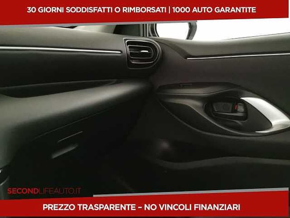 Toyota Yaris nuova a Chieti (15)