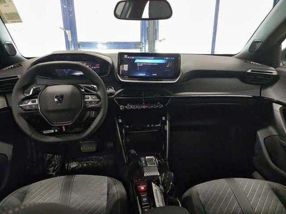 Peugeot 2008 nuova a Ravenna (8)