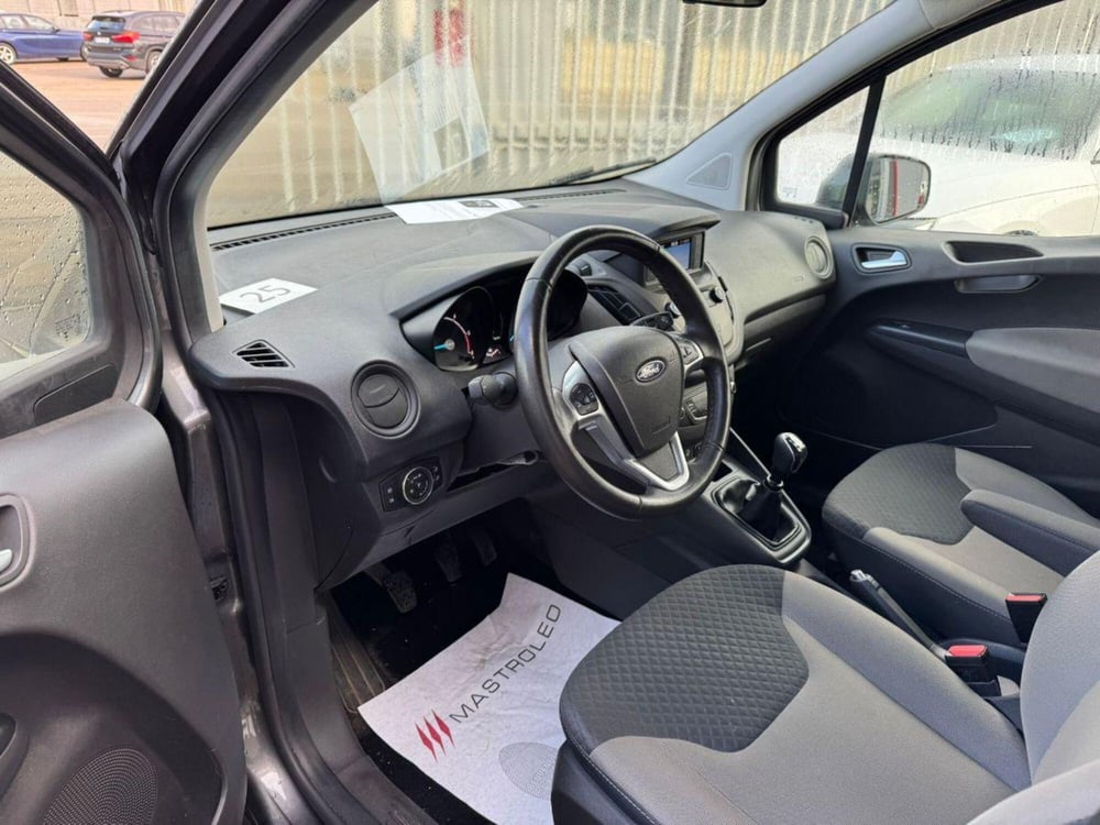 Ford Tourneo Courier usata a Lecce (17)