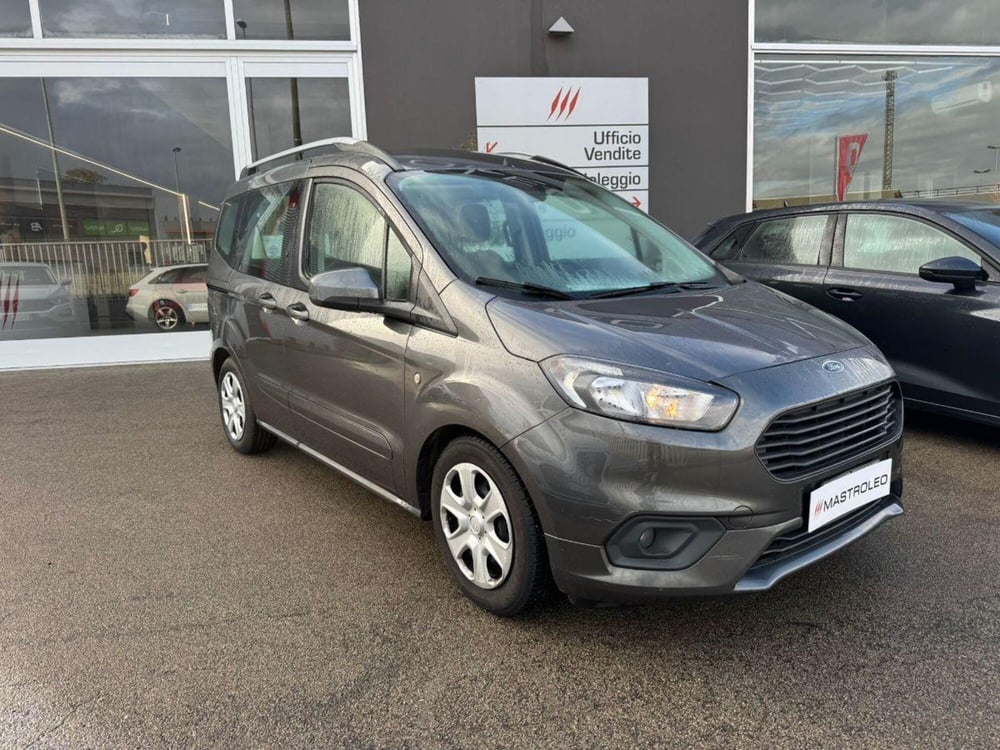 Ford Tourneo Courier usata a Lecce (3)