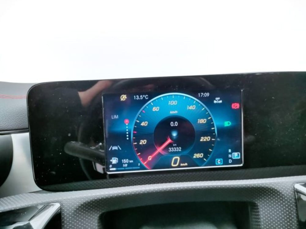 Mercedes-Benz CLA Shooting Brake usata a Teramo (14)