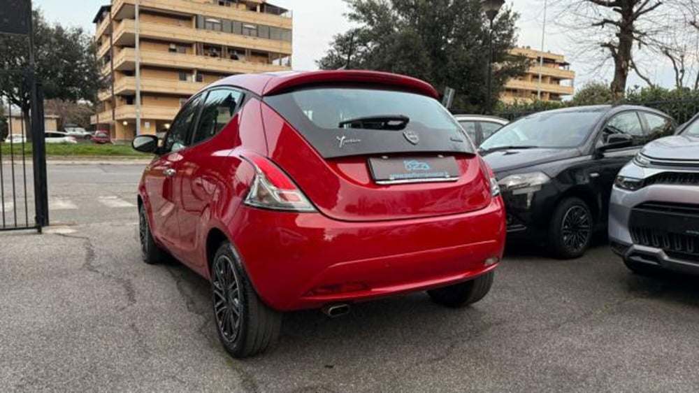 Lancia Ypsilon usata a Roma (4)