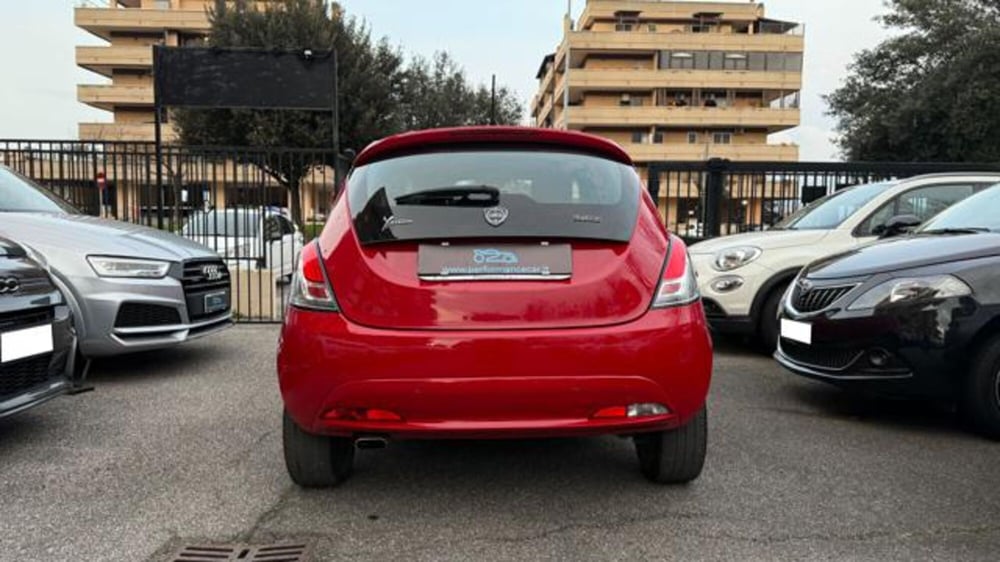 Lancia Ypsilon usata a Roma (5)