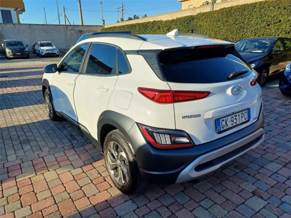 Hyundai Kona usata a Bari (4)