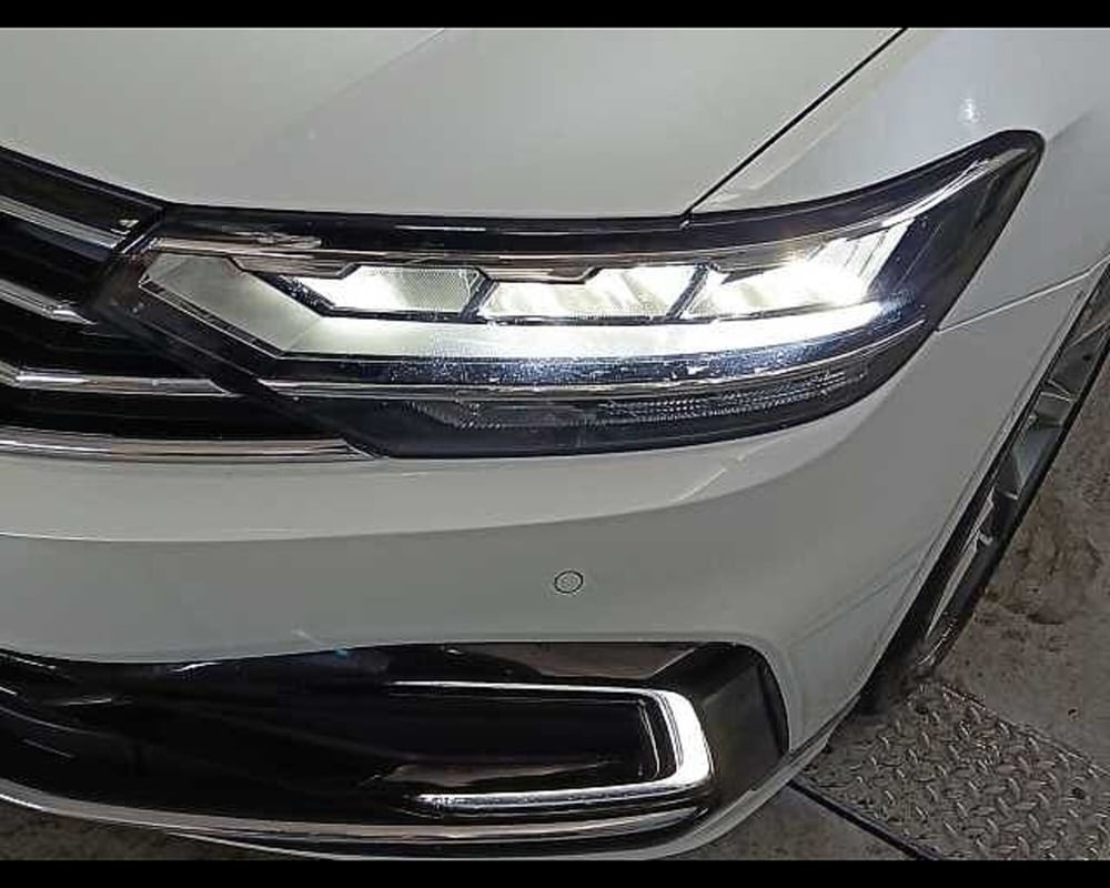 Volkswagen Passat Variant usata a Roma (12)