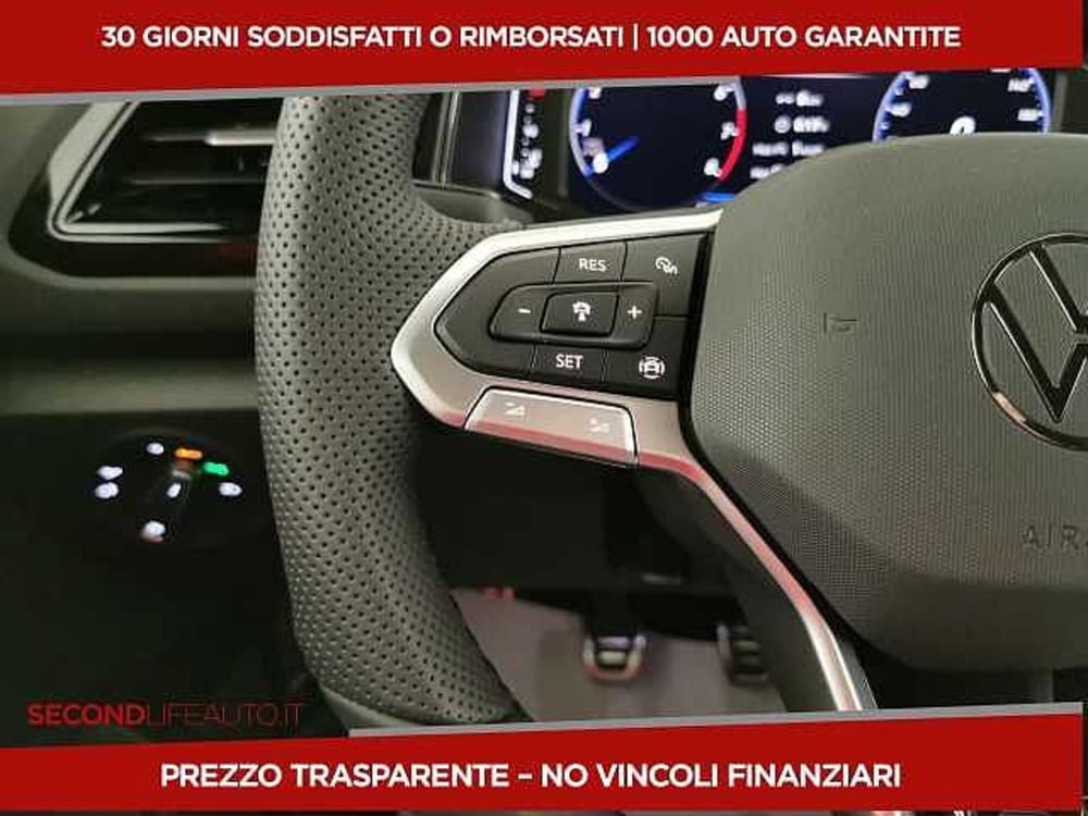 Volkswagen T-Roc nuova a Chieti (15)