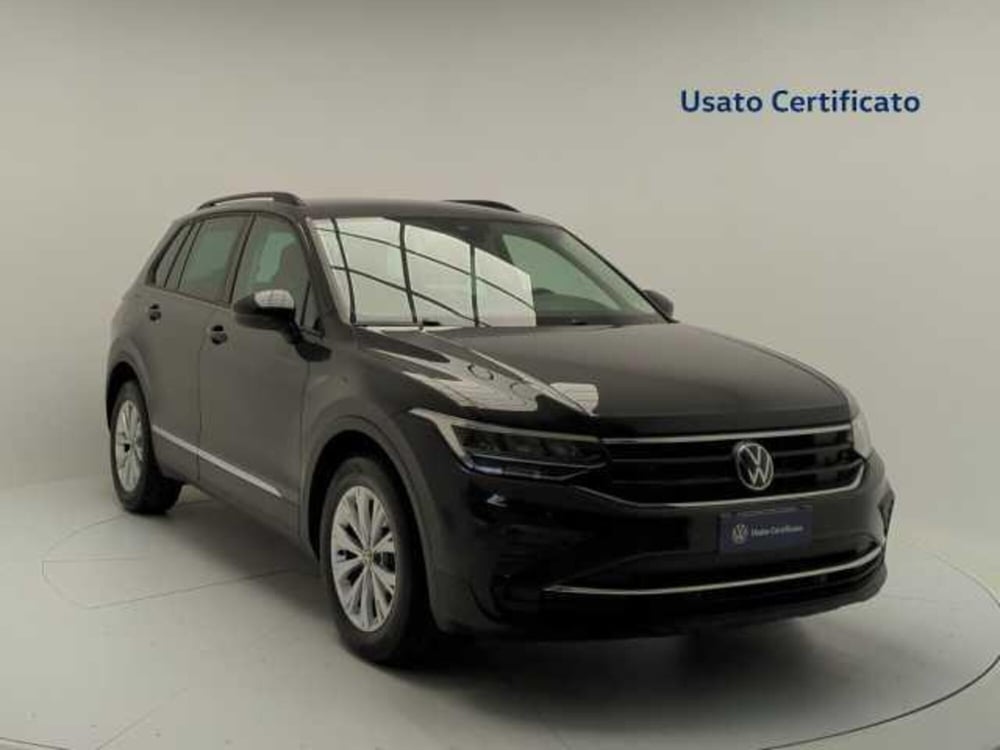 Volkswagen Tiguan usata a Avellino