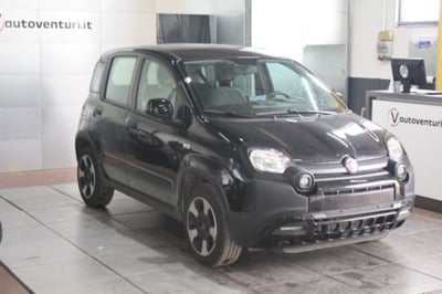 Fiat Panda Cross 1.0 firefly hybrid Cross s&amp;s 70cv 5p.ti del 2023 usata a Civita Castellana