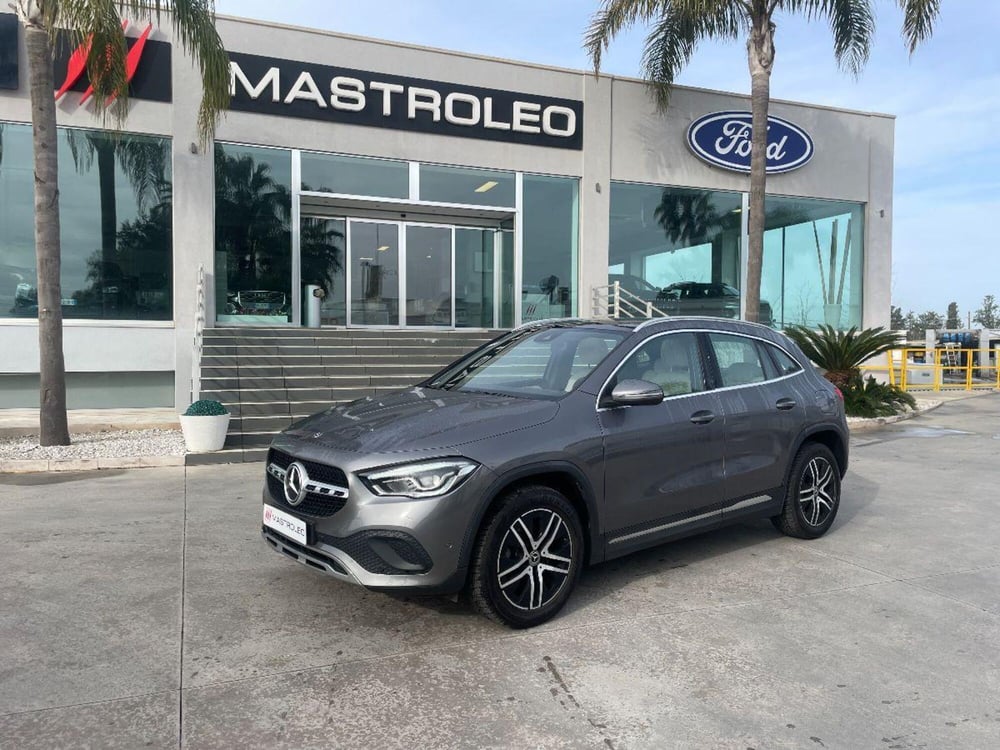 Mercedes-Benz GLA SUV usata a Lecce (2)