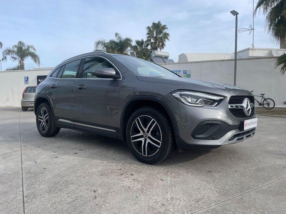 Mercedes-Benz GLA SUV usata a Lecce (9)