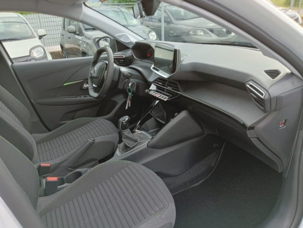 Peugeot 208 nuova a Brescia (15)