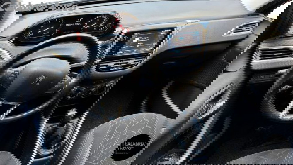 Peugeot 2008 usata a Reggio Calabria (7)