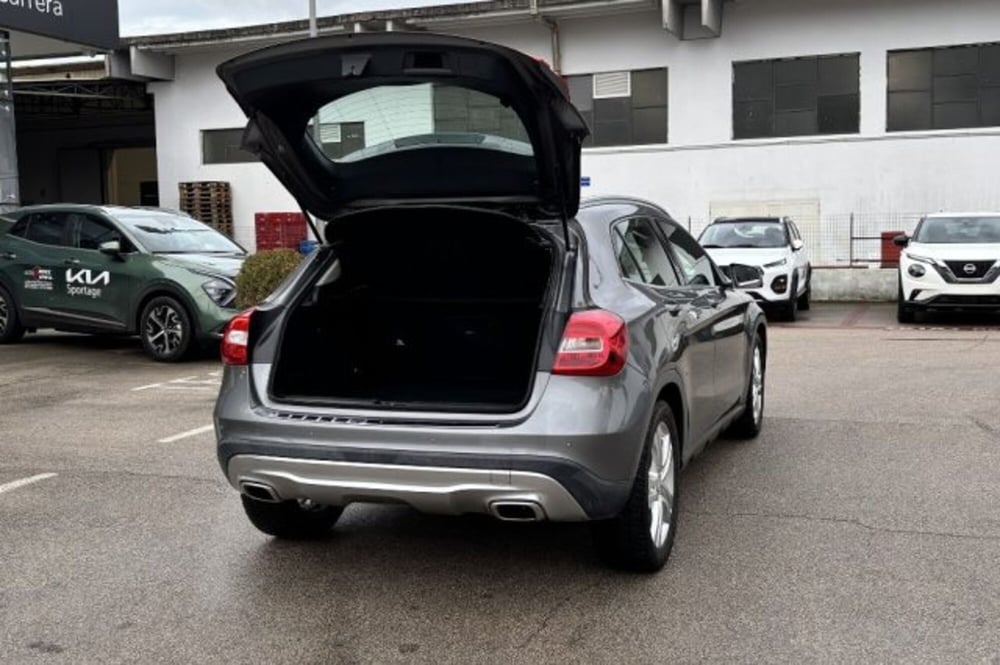 Mercedes-Benz GLA SUV usata a Latina (7)