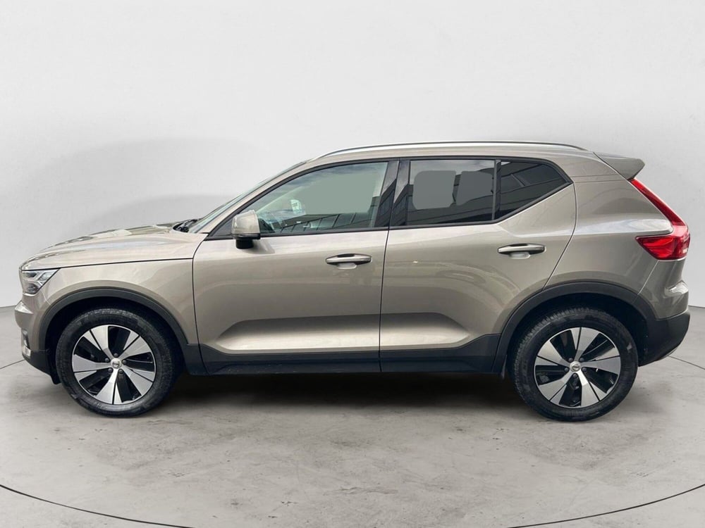 Volvo XC40 usata a Bari (5)