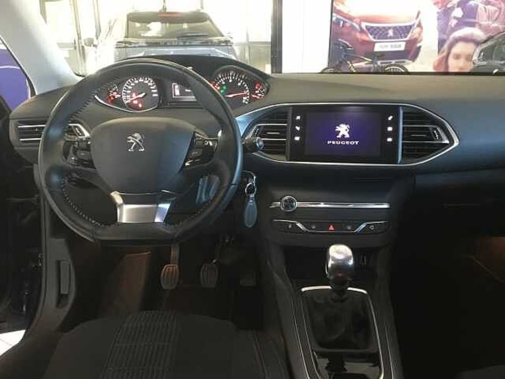 Peugeot 308 SW usata a Varese (11)