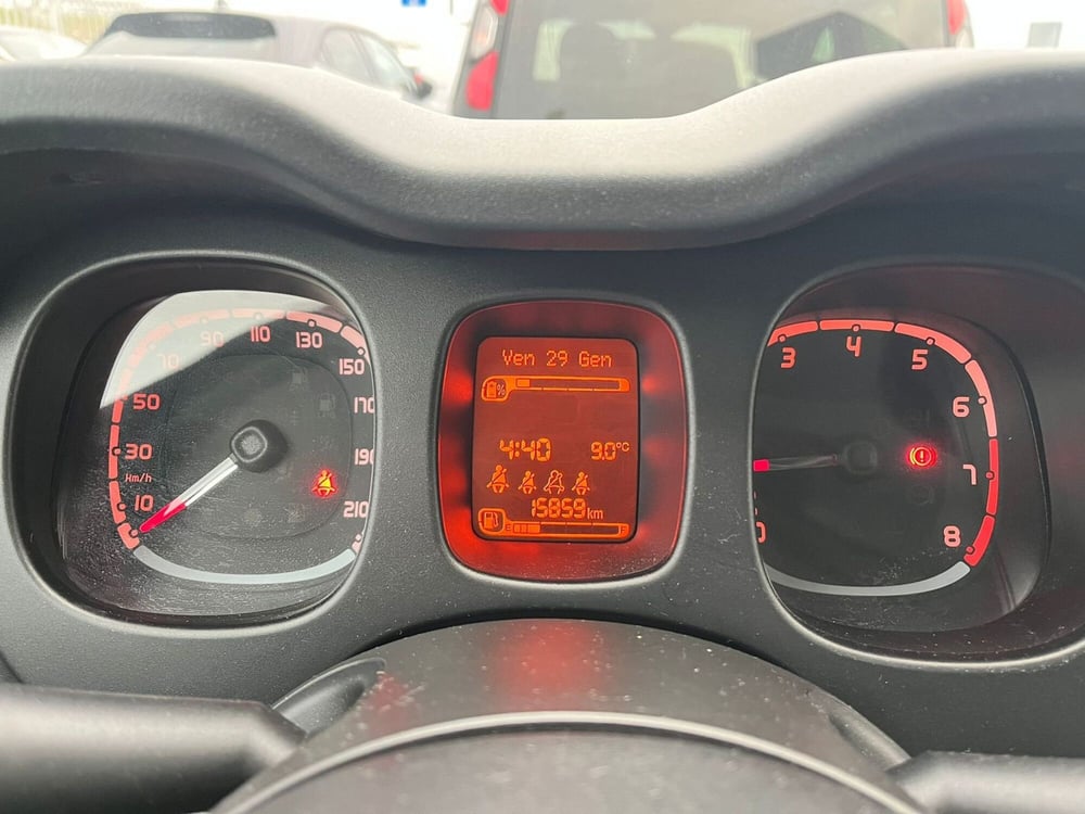 Fiat Panda Cross usata a Milano (18)