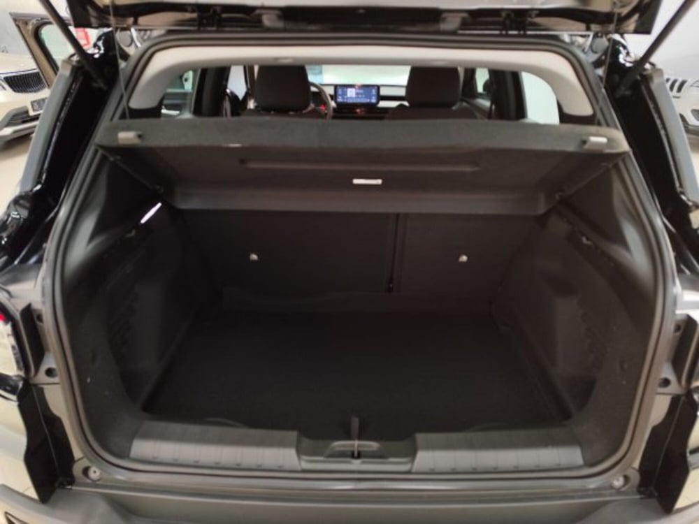 Jeep Avenger nuova a Torino (7)