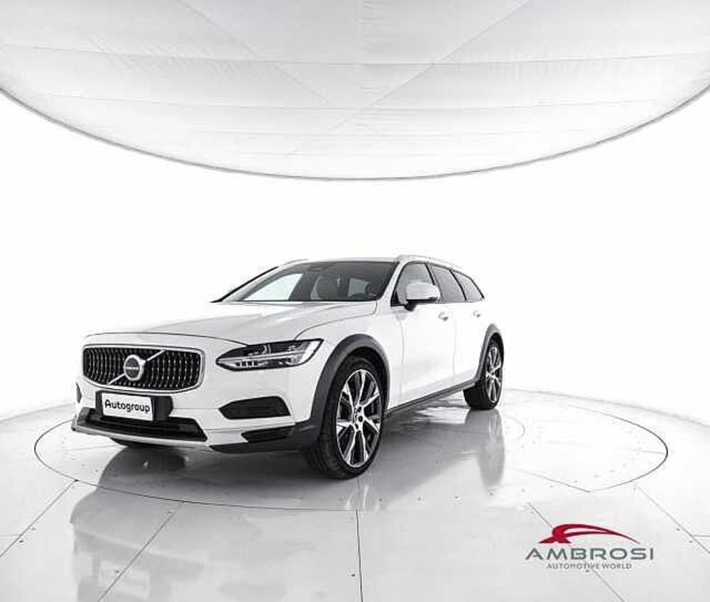 Volvo V90 Cross Country usata a Perugia