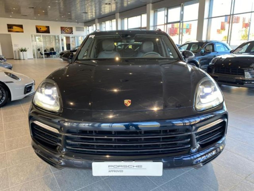 Porsche Cayenne usata a Livorno (2)