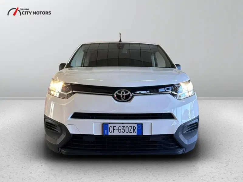 Toyota Proace City usata a Monza e Brianza (3)