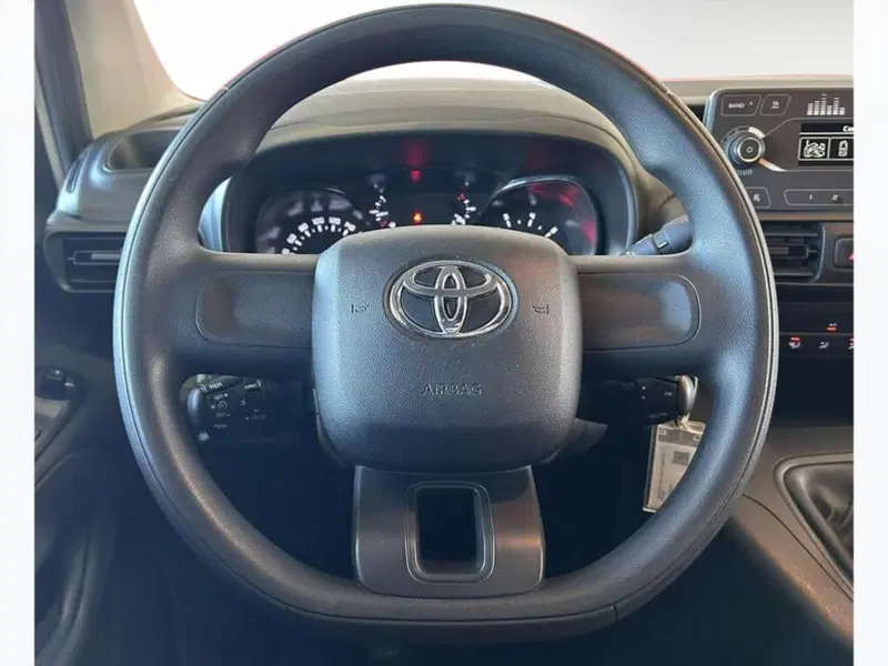 Toyota Proace City usata a Monza e Brianza (8)