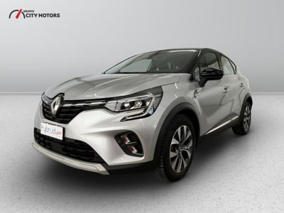 Renault Captur Plug-in Hybrid E-Tech 160 CV Intens  del 2020 usata a Monza