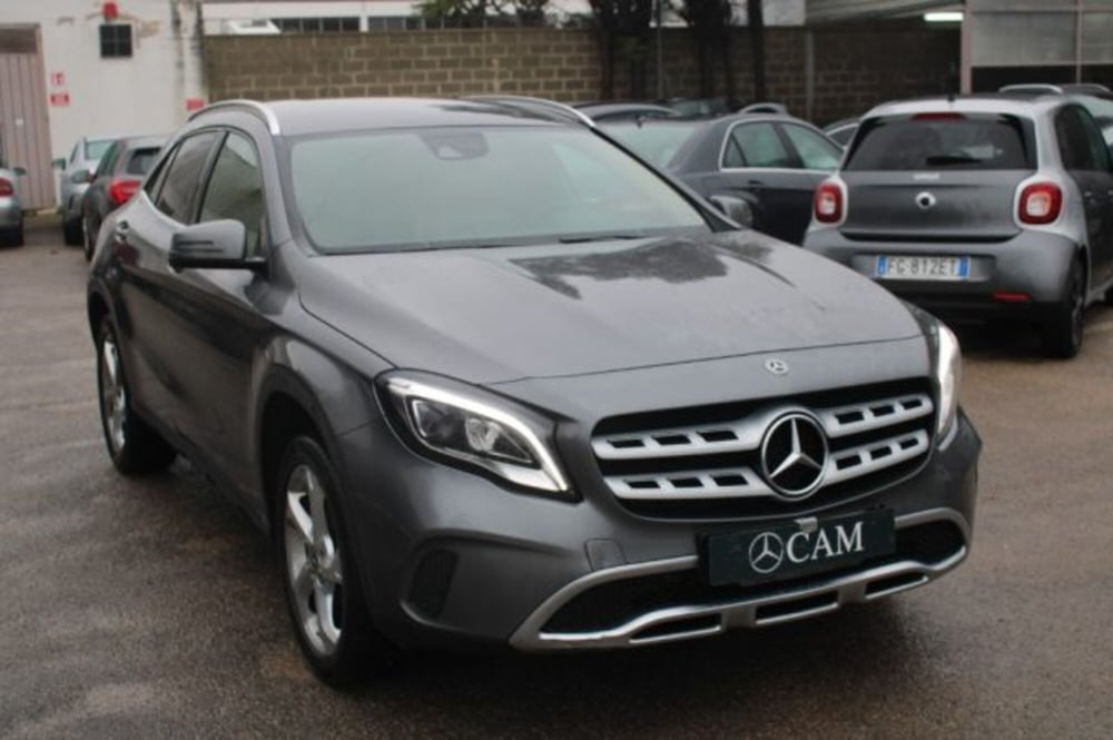 Mercedes-Benz GLA SUV usata a Lecce (7)