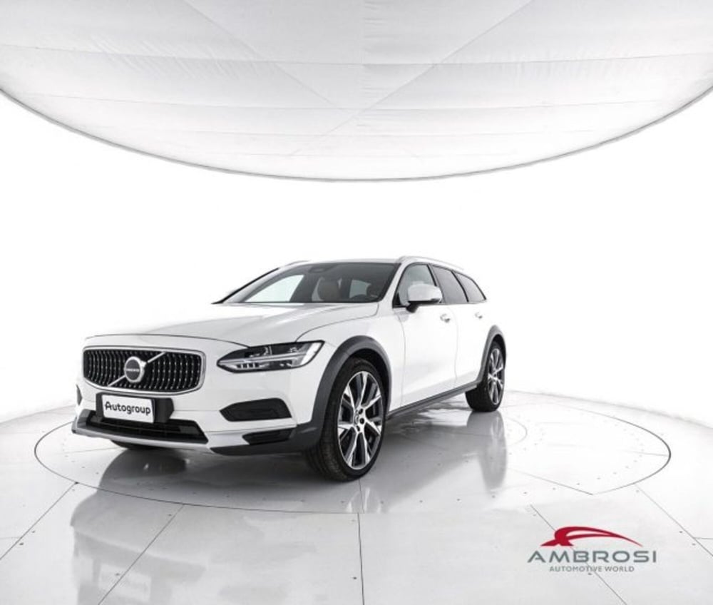 Volvo V90 Cross Country usata a Perugia