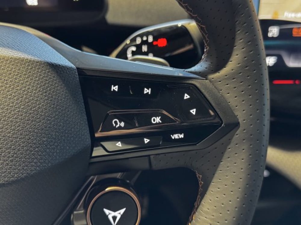 Cupra Tavascan nuova a Vicenza (18)