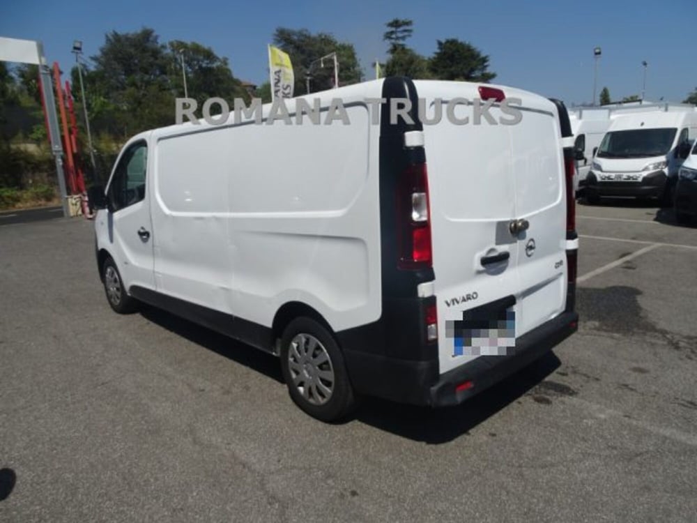 Opel Vivaro Furgone usata a Roma (5)